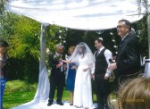 הרב מאיר אזרי בטקס נישואין שוויוני